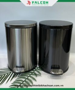 Thùng rác phủ nano đạp chân trong phòng cao cấp