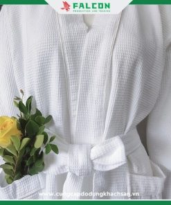 Áo choàng tắm khách sạn với chất liệu cotton 100% mềm mại