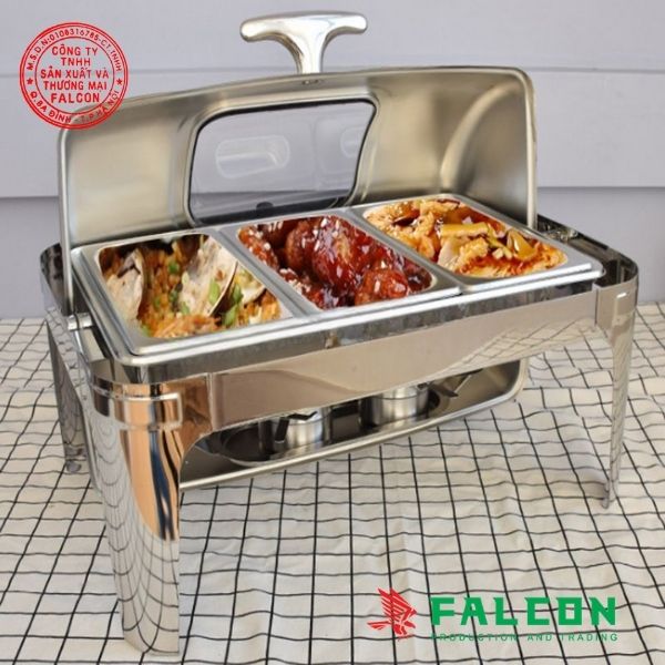 Nồi hâm buffet sang trọng chân đúc mạ vàng, giúp trưng bày món ăn đẹp mắt và chuyên nghiệp.