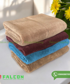 Chất liệu cotton sợi CD 20/4 thấm hút tốt, giữ phòng luôn sạch sẽ, khô ráo.